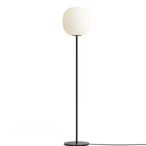 Lantern gulvlampe fra New Works - Godt tilbud