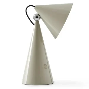 Nyhed i sortimentet - Pose Portable Bordlampe fra Tom Dixon