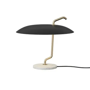 Klar til afsendelse | Model 537 Bordlampe fra Astep