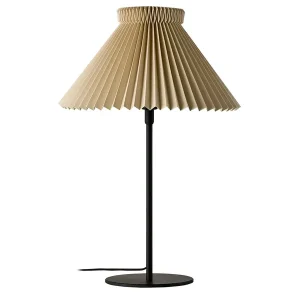 334T Bordlampe, buttermilk fra Le Klint | Meget populær