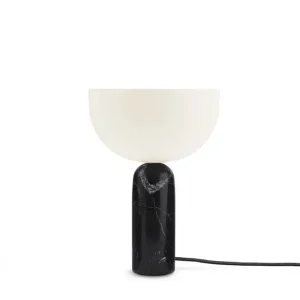 Kizu Bordlampe Small, Black Marble fra New Works - Udsalg