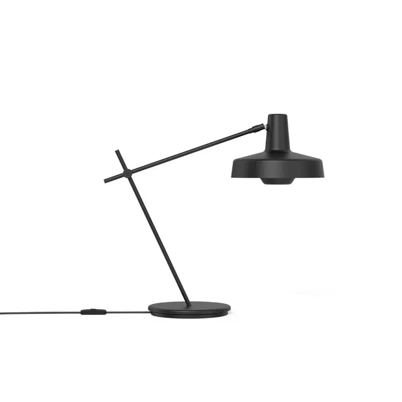 Arigato Bordlampe S Sort | Hurtig afsendelse