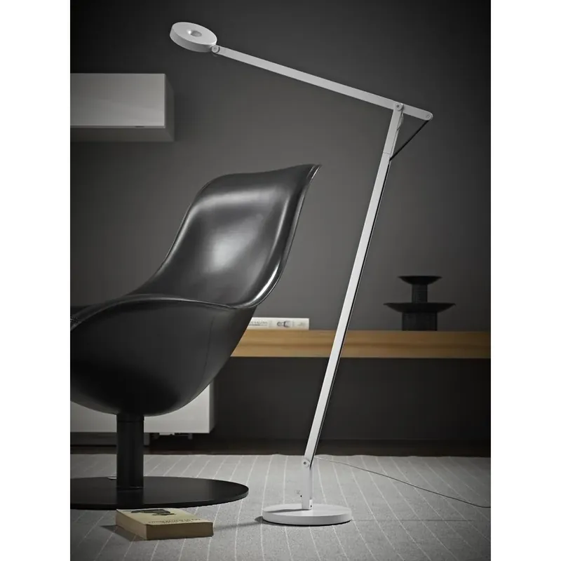 String F1 Gulvlampe Dtw Hvid/silver | Lav pris