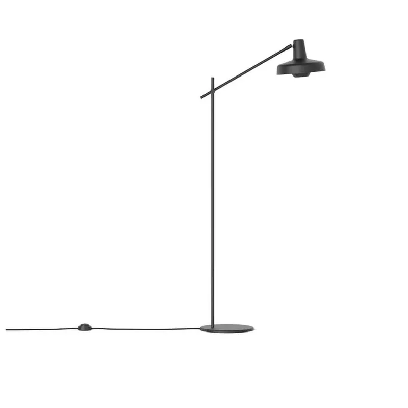 Supergod pris - Arigato Gulvlampe Ar-fp Sort
