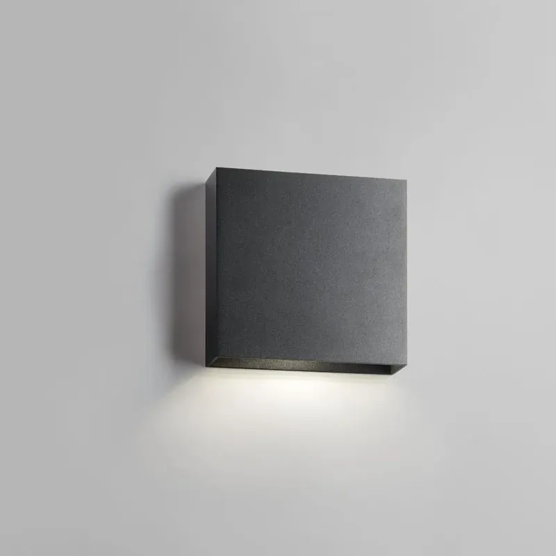 Favorit blandt kunder - Compact W1 Down Væglampe Sort LED