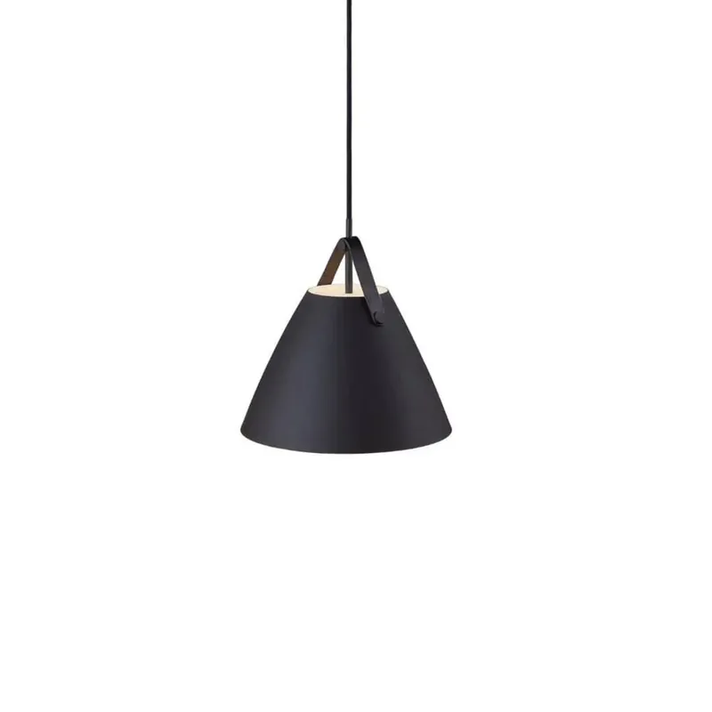 Strap 27 Pendel Sort - Design For The People - Kun kort tid