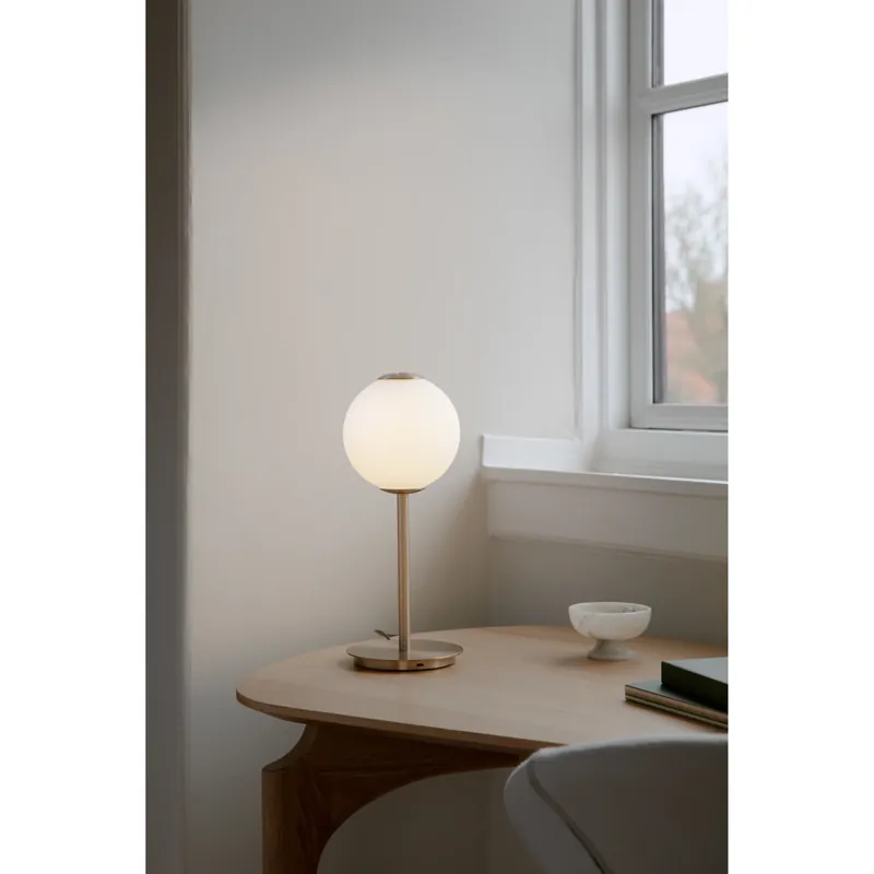 Audrey Bordlampe H37 USB-C Oplader | Gå ikke glip af tilbuddet