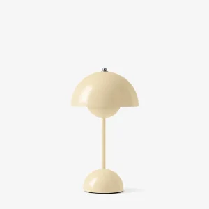 Nedsat pris - FLOWERPOT VP9 - PORTABLE BORDLAMPE- IVORY