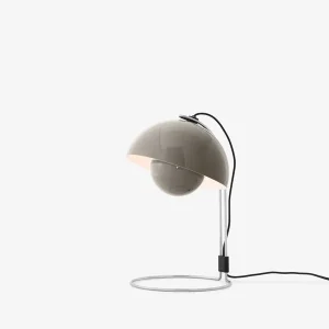 Bestil nemt | FLOWERPOT VP4 GREY BEIGE BORDLAMPE