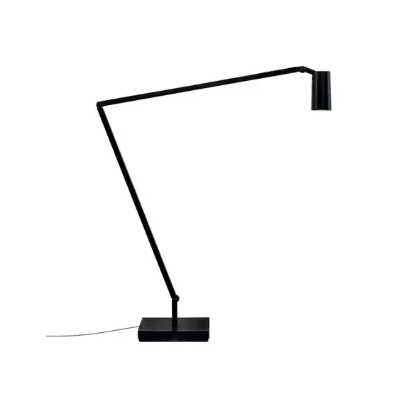 UNTITLED Linear lampe m/bordklemme, sort | Meget populær