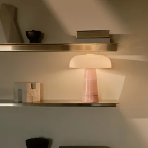 Tilbud | Glossy Mini Bordlampe - Design For The People